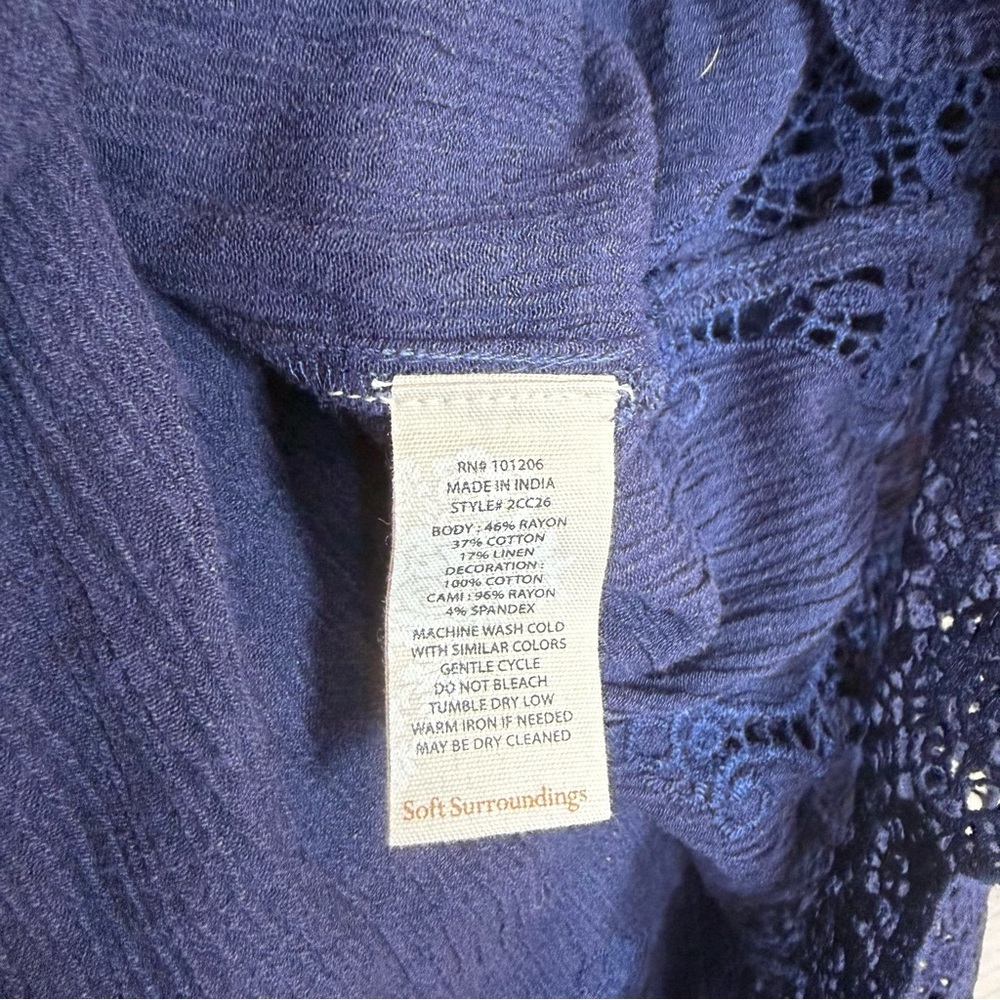 Soft Surroundings Navy Blue Crochet Lace Hem Boho Tunic Top - Size Medium - Picture 4 of 8